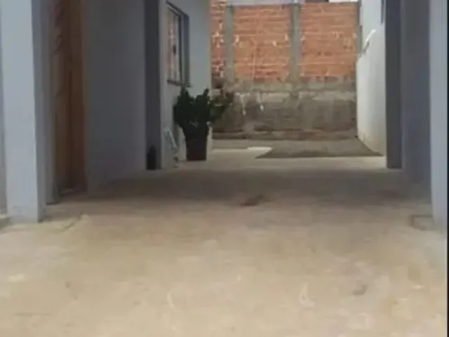 Imagem 2: Vendo Casa com 3 dormitórios