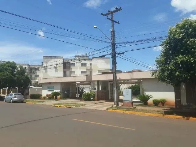 Imagem: O apartamento possui 3 Dormitórios, 1 Banheiro, 1 Vaga na