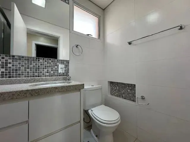 Imagem 14: Apartamento À Venda em Maringá, Zona 08, com 2 Quartos, com 87.42 M², Terraço Bela