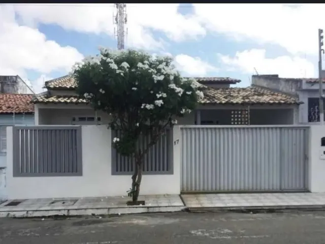 Imagem: Casa em Rua Púlica no Luzia 27488