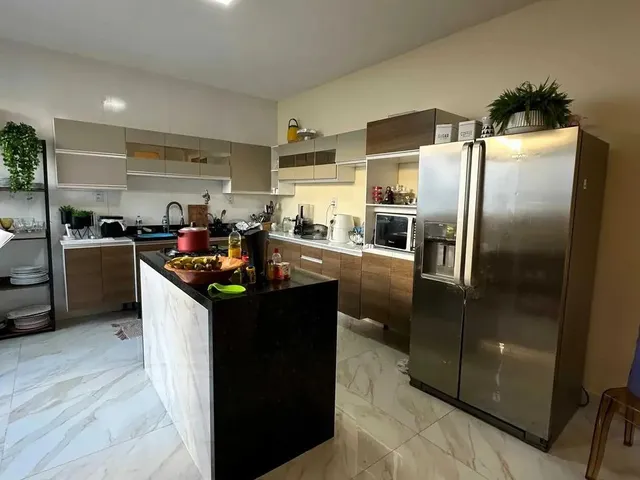 Imagem 2: Casa em Rua Pública na Aruana [27339