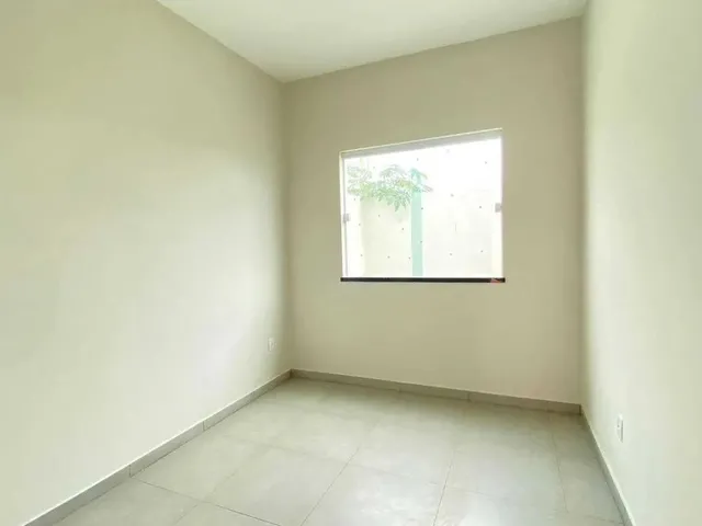 Imagem 5: Casa em Rua Pública - Coroa do Meio [27638
