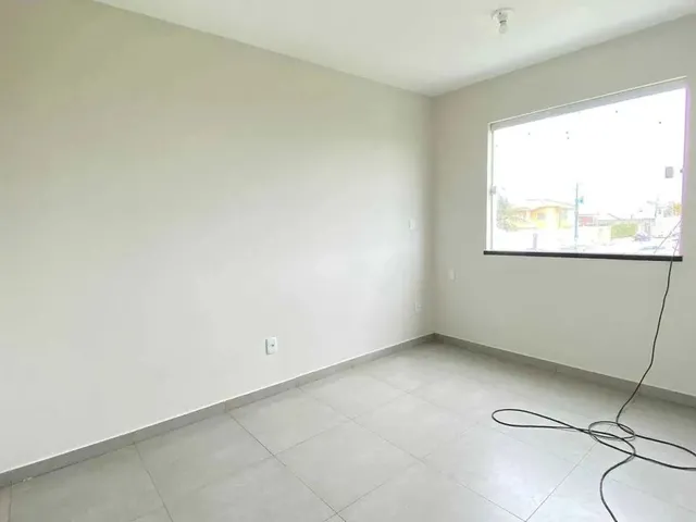 Imagem 12: Casa em Rua Pública - Coroa do Meio [27638