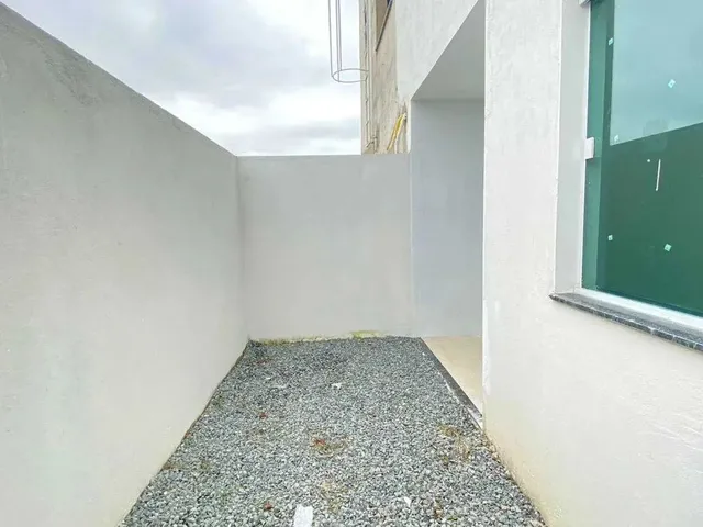 Imagem 10: Casa em Rua Pública - Coroa do Meio [27638