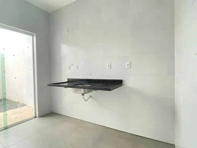 Imagem 14: Casa em Rua Pública - Coroa do Meio [27638