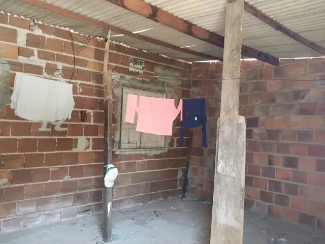 Imagem: Vendo Troco Casa no santa Maria no Fundo