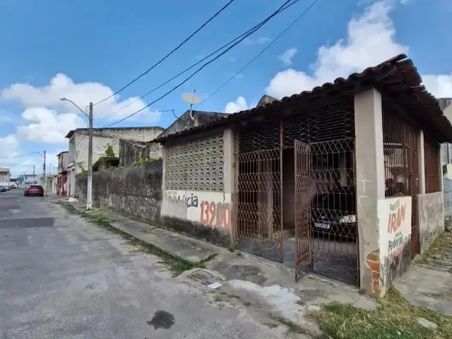 Imagem: Casa À Venda em Rua Pública, 18 do Forte