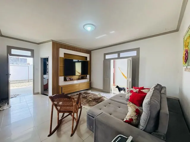 Imagem: Casa À Venda em Rua Pública, Coroa do