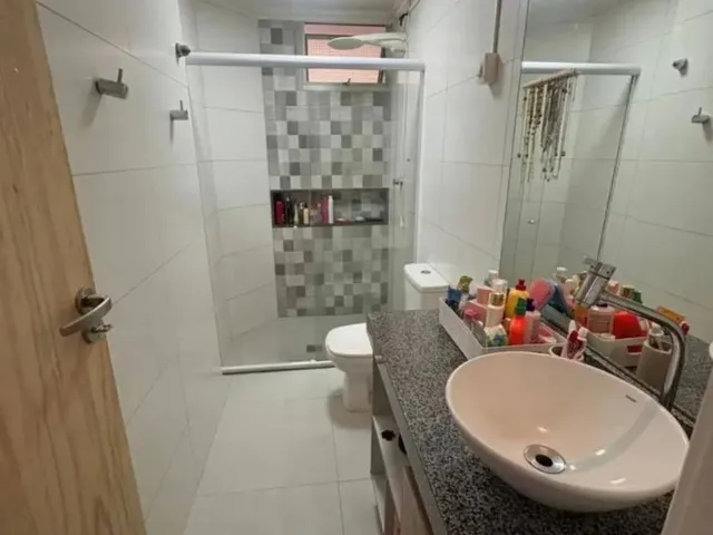 Imagem 5: Apartamento À Venda -Edifício Chopin I Centro - Espaço e Conforto!