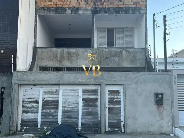 Imagem: Casa À Venda em Rua Pública, Cirurgia
