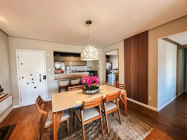 Imagem: O apartamento possui 3 Dormitórios, 2 Suítes, 3