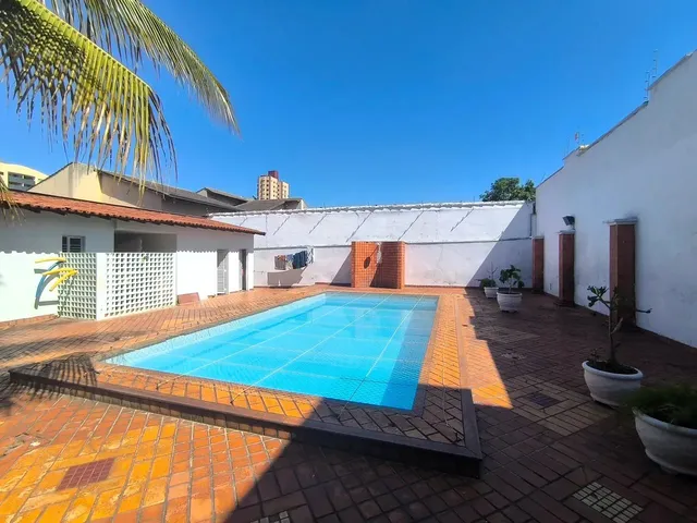 Imagem: Casa a Venda com 4 Quartos com 1000 Metros