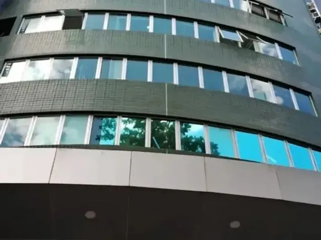 Imagem: Alugo Sala Comercia em Barra da Tijuca