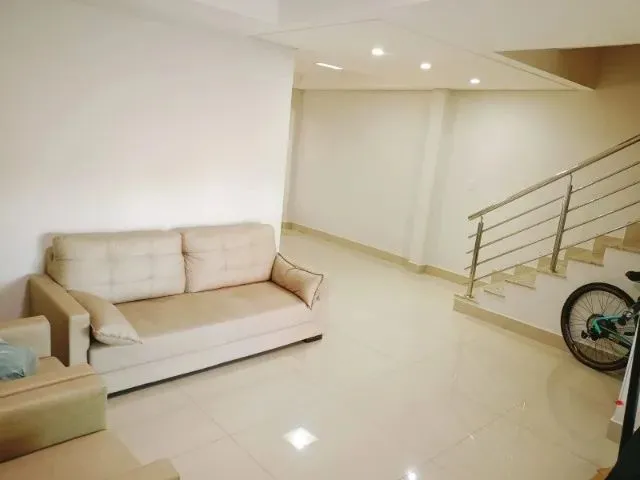 Imagem 9: Sobrado com 4 Quartos Mobiliado no Jardim Cidade Monçoes