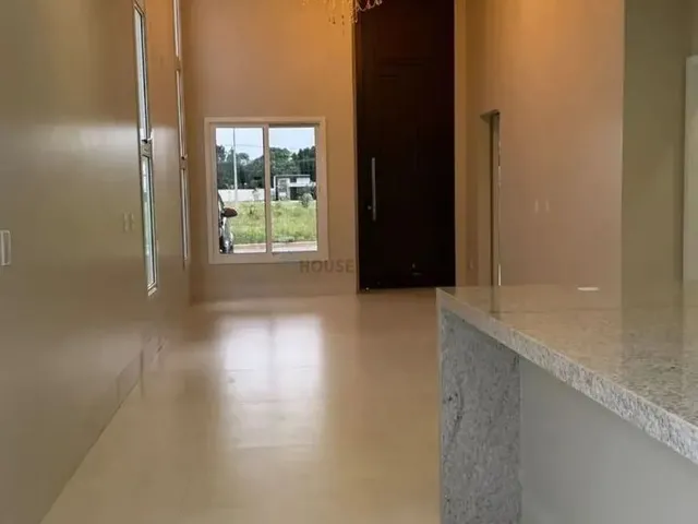 Imagem 9: Linda Casa Térrea Estilo Neoclássica À Venda no Condomínio Florais Chapada