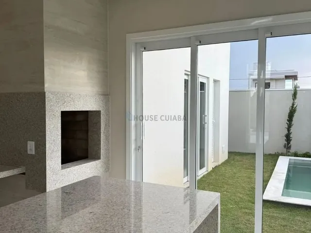 Imagem 16: Linda Casa Térrea Estilo Neoclássica À Venda no Condomínio Florais Chapada