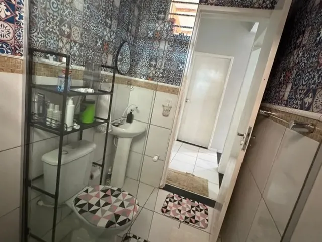 Imagem 4: Casa de 3 Quartos Valor 320 M2 com Varanda nos Fundos Quintal de 12*3