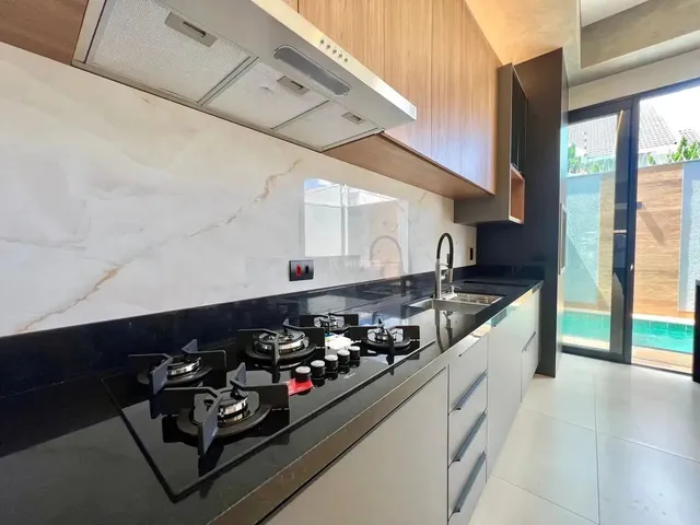 Imagem 10: Casa 3 Quartos com Suíte e Piscina no Jardim Brasil - Maringá - Pr