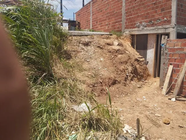 Imagem 12: Vende-Se Ponto Comercial e Um Terreno no Trobogy, Fácil Acesso para Caminhão