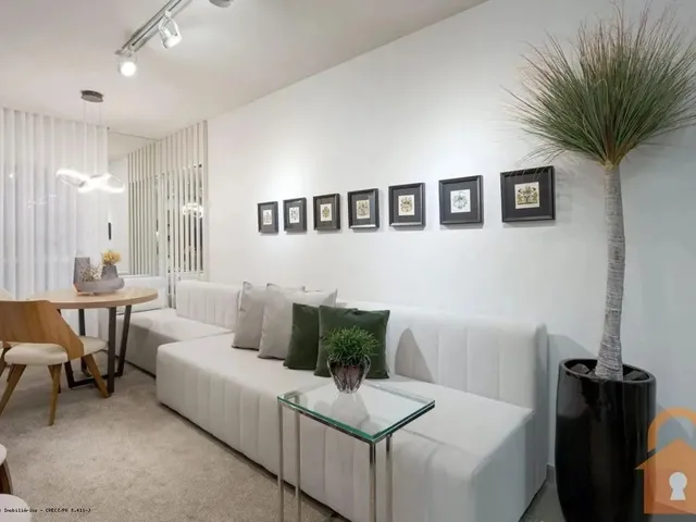 Imagem 8: Apartamento para Venda em Maringá, Jardim das Estações, 2 Dormitórios, 1 Banheiro, 1