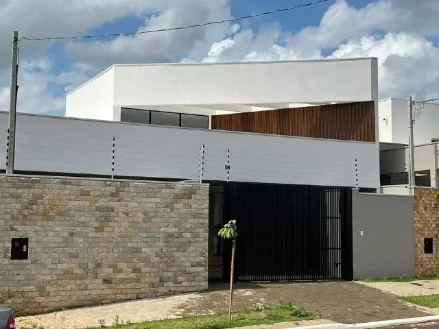Imagem 1: Casa Alto Padrão na Zona Norte*