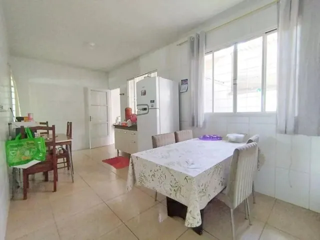 Imagem 6: Casa com 184.4 M² e 3 Quartos À Venda no Distrito de Iguatemi - Maringá