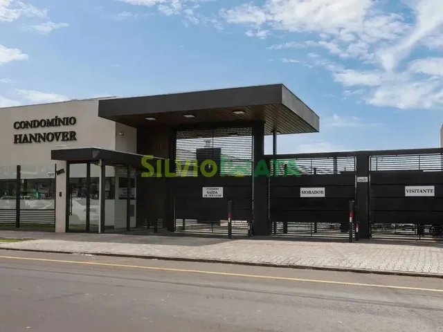 Imagem: Sobrado À Venda no Condomínio Hannover