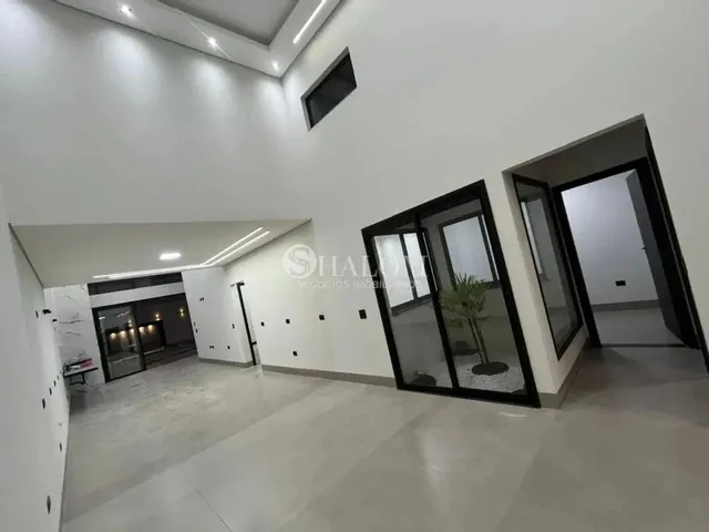 Imagem 5: Casa À Venda em Maringá, Jardim Verônica, com 3 Suítes, com 182.5 M²