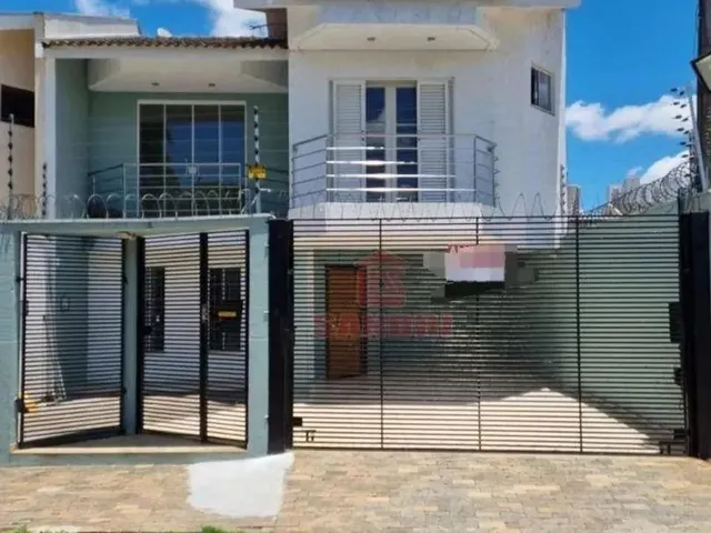 Imagem 1: Sobrado com 3 Dormitórios À Venda, 200 M² por R$ 730.000,00 - Zona 03 - Maringá/Pr