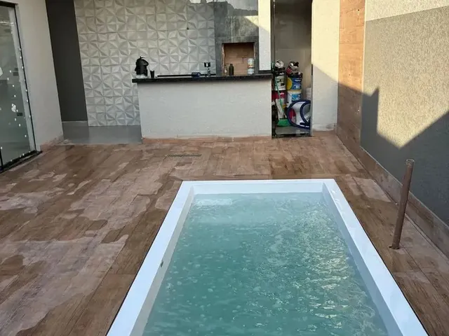 Imagem: Casa para Venda com 3 Quartos em Maringá