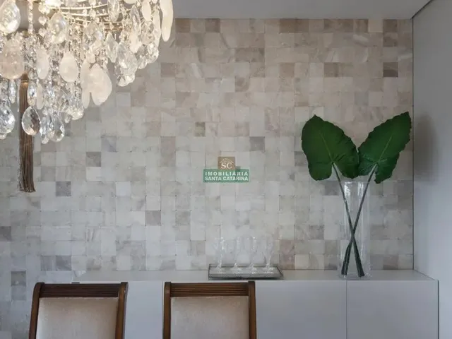 Imagem 11: Apartamento À Venda em Maringá, Zona 07, com 3 Quartos, com 177 M², Maison Prestige