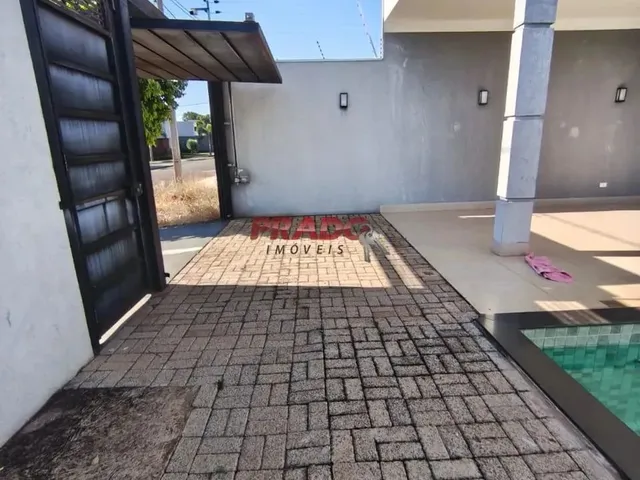 Imagem 11: Casa À Venda em Maringá, Jardim Munique, com 2 Suítes, com 163 M²