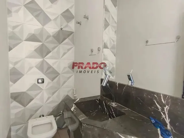 Imagem 13: Casa À Venda em Maringá, Jardim Munique, com 2 Suítes, com 163 M²