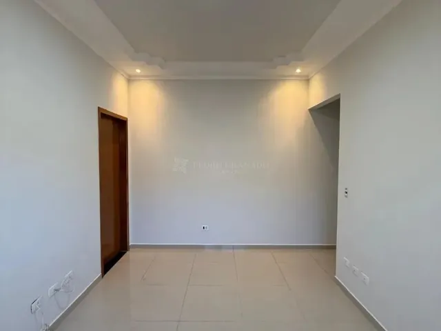 Imagem 11: Casa no Jardim Alvorada - 3 Quartos, Suíte, Churasqueira e Amplo Terreno - Maringá-Pr