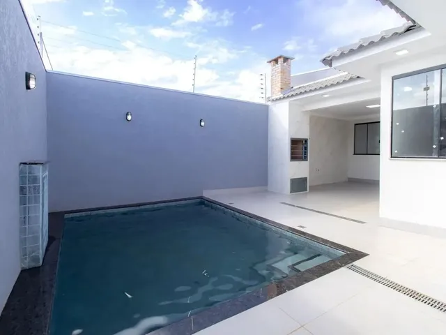 Imagem: Casa Nova com Piscina Aquecida no Jardim