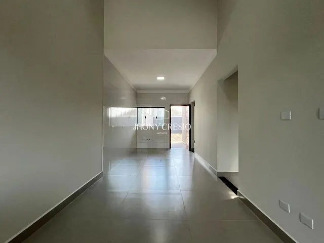 Imagem 10: Casa com Quintal Grande, Fácil Negociação. Maringá