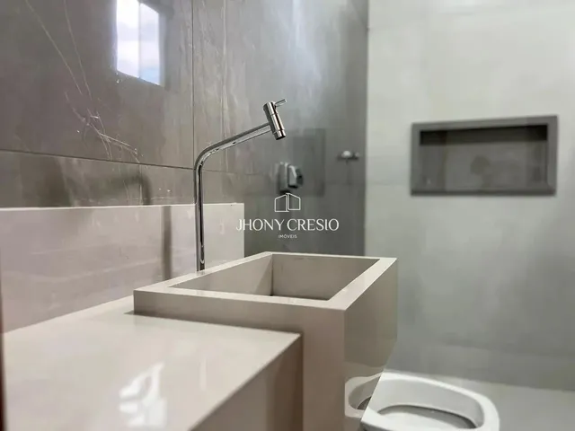 Imagem 7: Casa com Quintal Grande, Fácil Negociação. Maringá