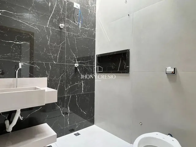 Imagem 6: Casa com Quintal Grande, Fácil Negociação. Maringá