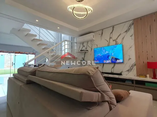 Imagem: A casa em condomínio possui 3 Dormitórios, 1 Suíte, 4