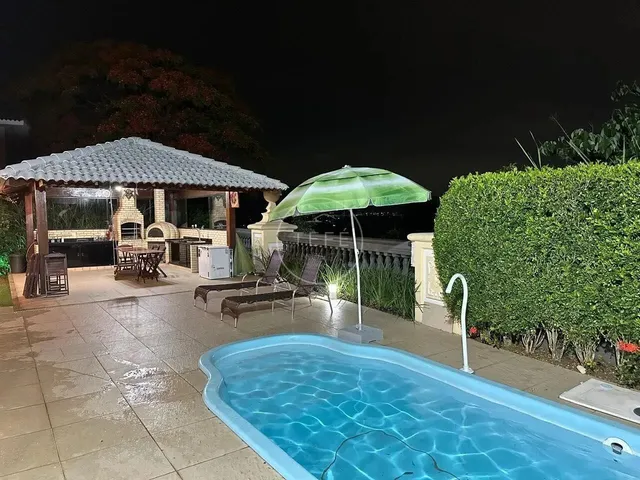 Imagem: Casa para Locação com 5 Suítes e 290
