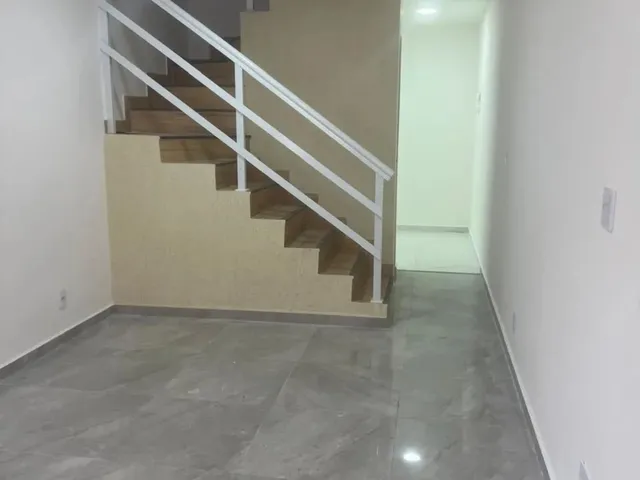 Imagem 4: Excelente Casa de Vila Triplex, com 3 Quartos em Padre Miguel!!