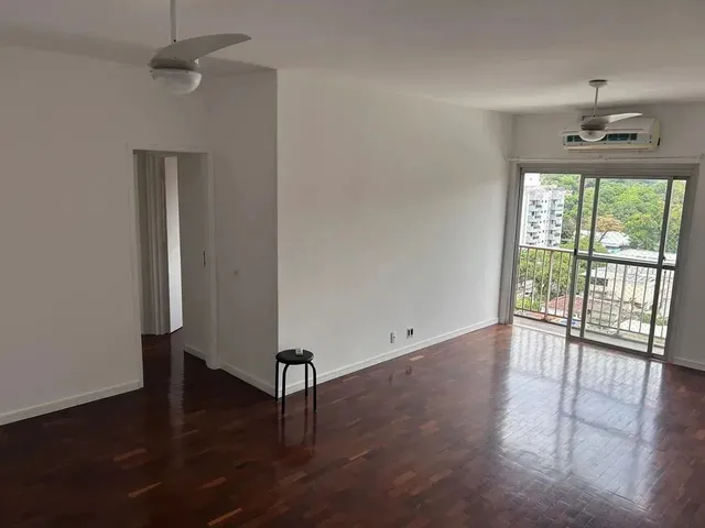Imagem: Imperdível Rua Xingu Junto Comércio