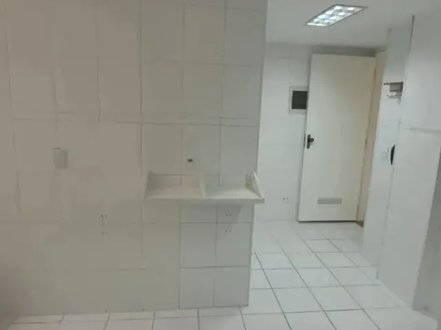 Imagem 9: Apartamento com Varandão e Closet
