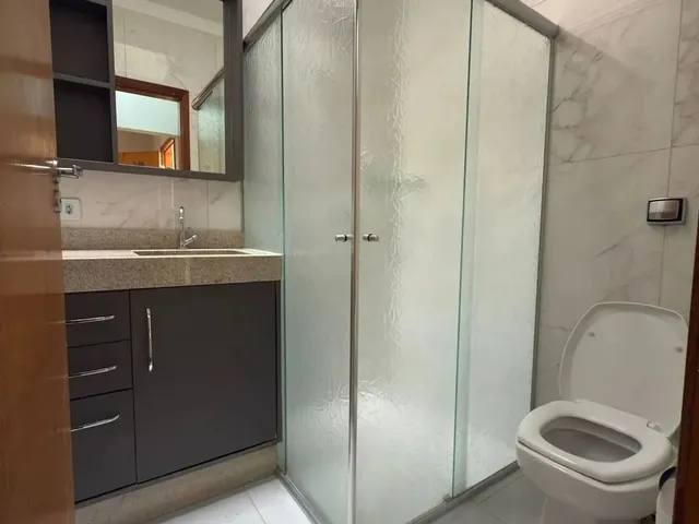 Imagem 5: Imóvel para Venda Possui 62 Metros Quadrados com 2 Quartos em Jardim das - Paiçandu - Pr