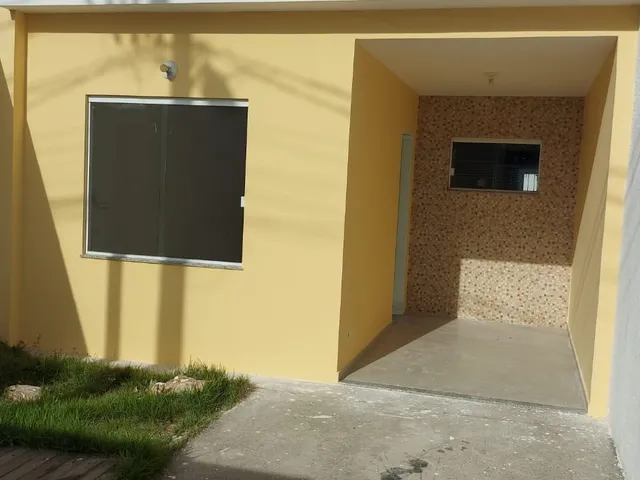 Imagem: Casa Residencial para Venda em Rua Pública