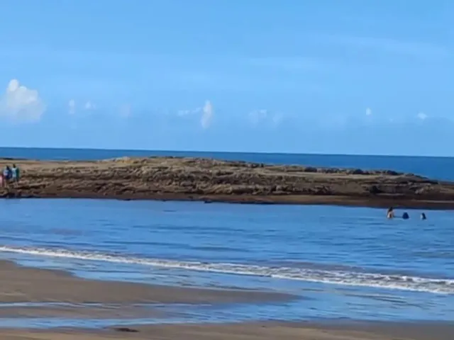 Imagem 10: Casa para Temporada de Frente para o Mar - Marataizes Es