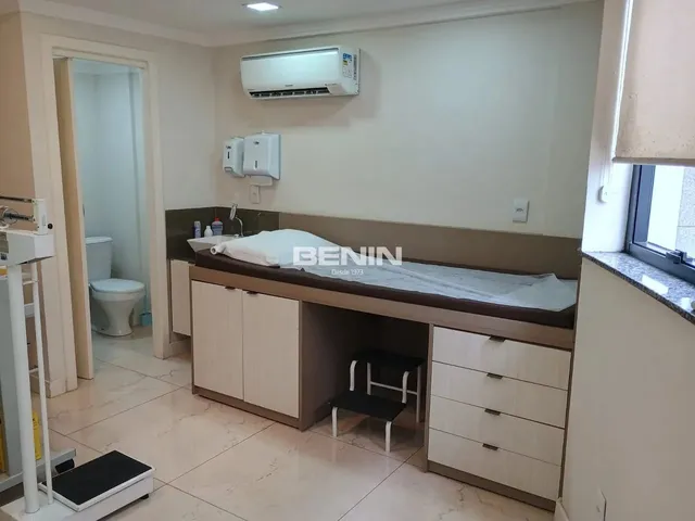Imagem 7: Sala Comercial no Centro, Móveis Planejados e 02 Banheiros. Sala Comercial no Centro