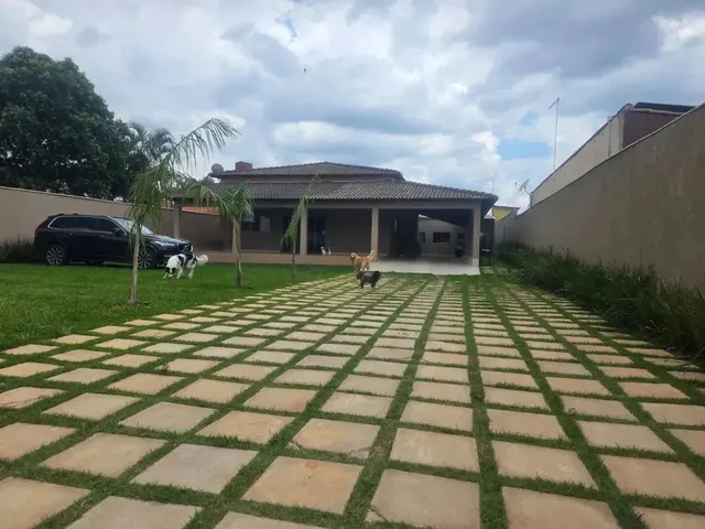 Imagem: Oportunidade Única! Linda Casa na Av. Buritis!