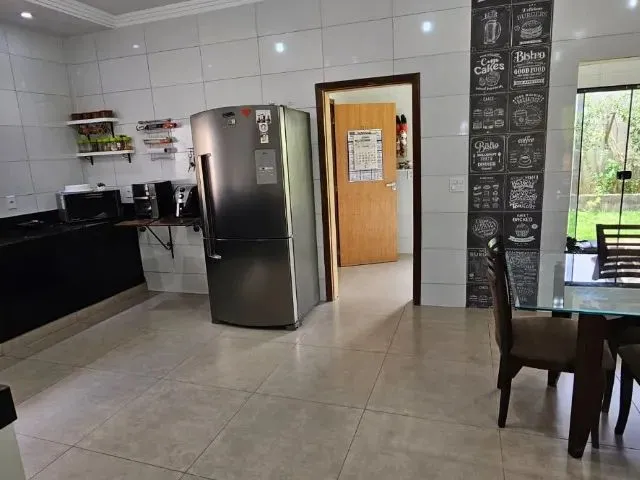 Imagem 9: Vende-Se Uma Casa de 3 Quartos, Sendo 2 Suítes no Condomínio Atlântida Ponte Alta