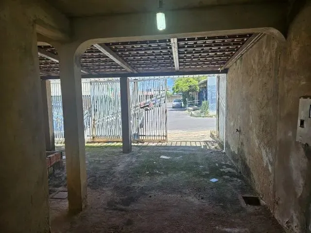 Imagem 2: Vende-Se Um Sobrado 4 Quartos, Sendo 1 Suíte na Eq 10/11 Setor Leste